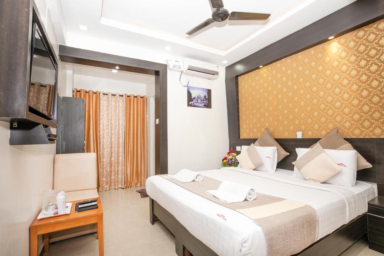 Aishwarya Le Royal Otel Maisur Dış mekan fotoğraf